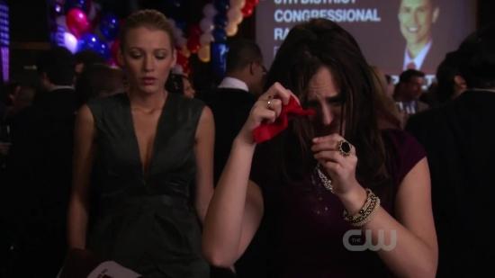 S03E08_656.jpg