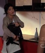 S03E08_217.jpg