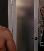 S03E08_317.jpg