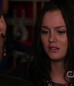 S03E08_727.jpg