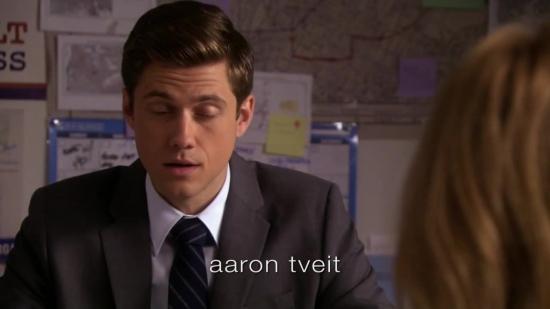 S03E09_015.jpg