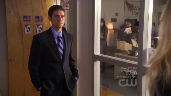 S03E09_250.jpg