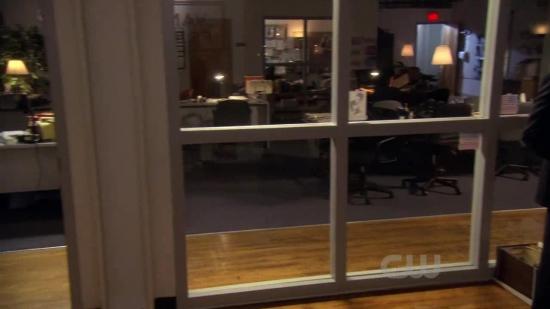 Click to view full size image
==============
S03E09_561.jpg S03E09_561.jpg