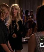 S03E09_087.jpg