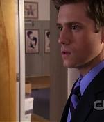 S03E09_318.jpg