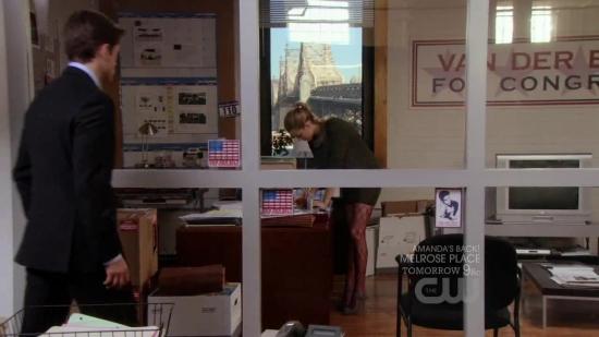 Click to view full size image
==============
S03E10_020.jpg S03E10_020.jpg