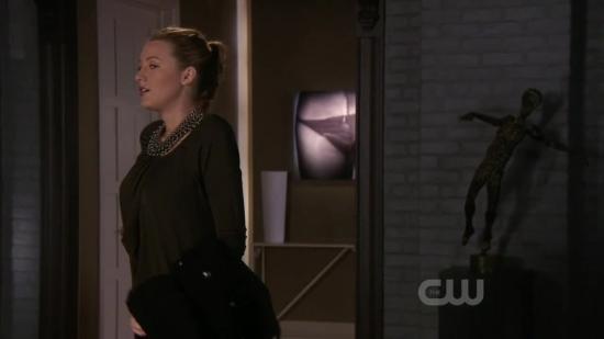 S03E10_208.jpg
