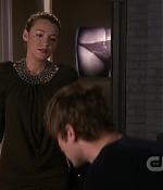 S03E10_209.jpg