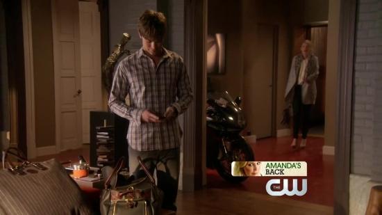 Click to view full size image
==============
S03E11_102.jpg S03E11_102.jpg