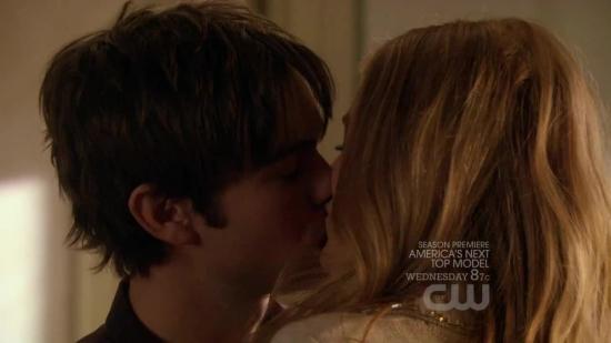 Click to view full size image
==============
S03E13_128.jpg S03E13_128.jpg