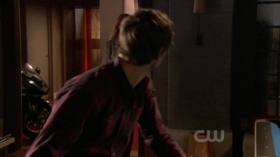 S03E13_207.jpg