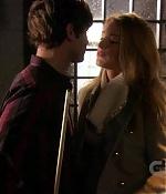 S03E13_215.jpg