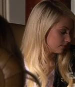 S03E15_104.jpg
