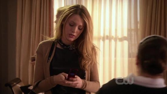 S03E17_190.jpg