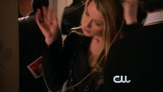 Click to view full size image
==============
S03E17_372.jpg S03E17_372.jpg