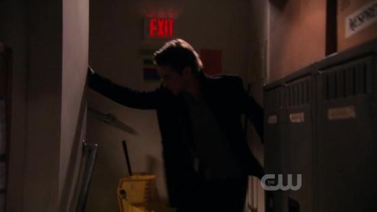 S03E17_701.jpg