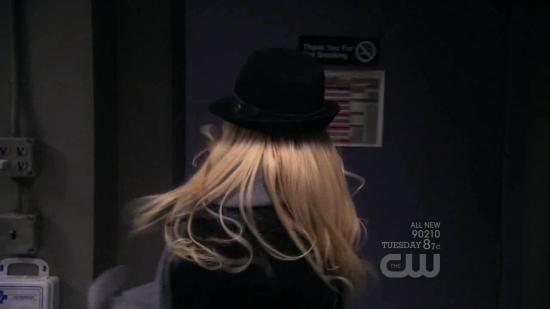 S03E17_707.jpg