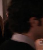 S03E17_295.jpg