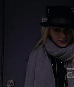S03E17_711.jpg