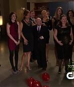 S03E18_208.jpg