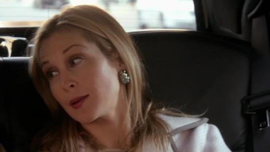 S03E19_033.jpg