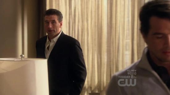 S03E19_041.jpg