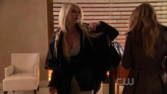 S03E19_197.jpg
