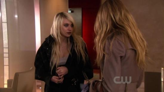 Click to view full size image
==============
S03E19_202.jpg S03E19_202.jpg