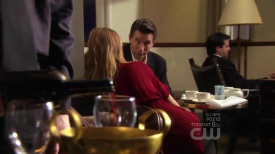 Click to view full size image
==============
S03E19_290.jpg S03E19_290.jpg