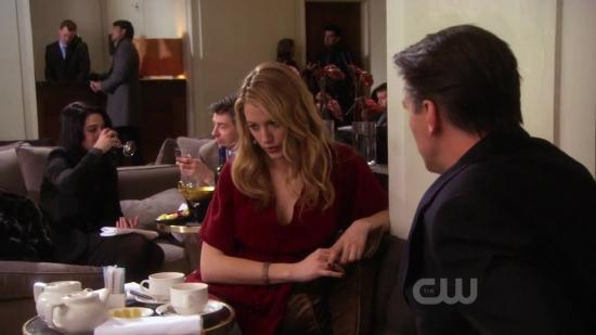 S03E19_413.jpg