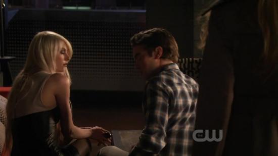 Click to view full size image
==============
S03E19_658.jpg S03E19_658.jpg