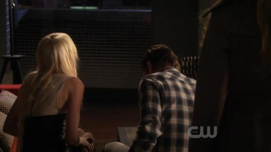 S03E19_659.jpg
