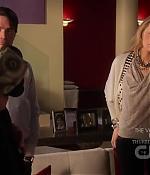 S03E19_142.jpg