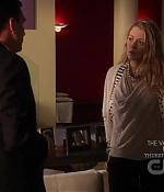 S03E19_144.jpg