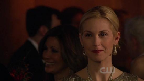Click to view full size image
==============
S03E20_467.jpg S03E20_467.jpg