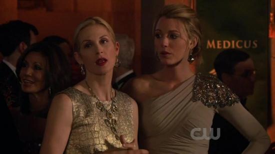 Click to view full size image
==============
S03E20_471.jpg S03E20_471.jpg
