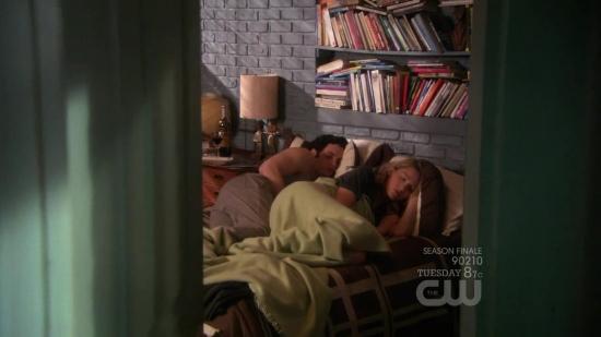 S03E22_002.jpg