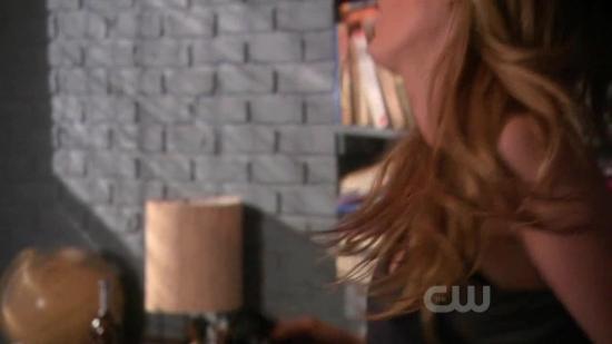 S03E22_071.jpg