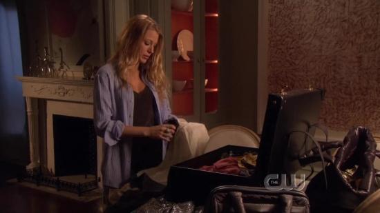 S04E01_587.jpg
