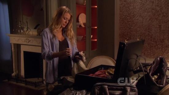 S04E01_588.jpg