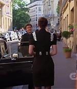 S04E01_302.jpg