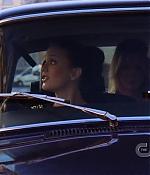 S04E01_361.jpg
