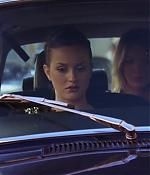 S04E01_367.jpg