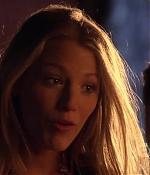 S04E01_538.jpg