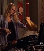 S04E01_579.jpg