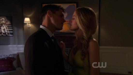 Click to view full size image
==============
S04E07_802.jpg S04E07_802.jpg