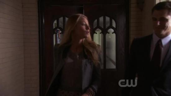 Click to view full size image
==============
S04E08_290.jpg S04E08_290.jpg