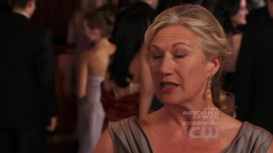 Click to view full size image
==============
S04E08_571.jpg S04E08_571.jpg