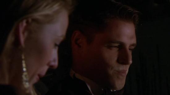 S04E08_684.jpg