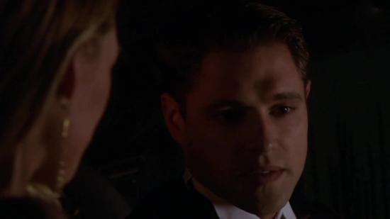 S04E08_708.jpg